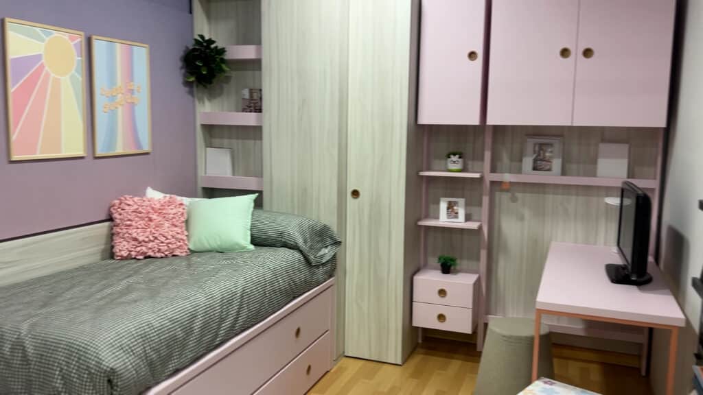 dormitorio juvenil Kawaii a medida en Avilés